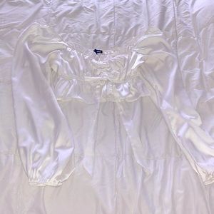 White long balloon sleeve crop top